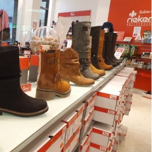 Cowboy Boots als leichte Winterstiefel in den MÜNSTER ARKADEN