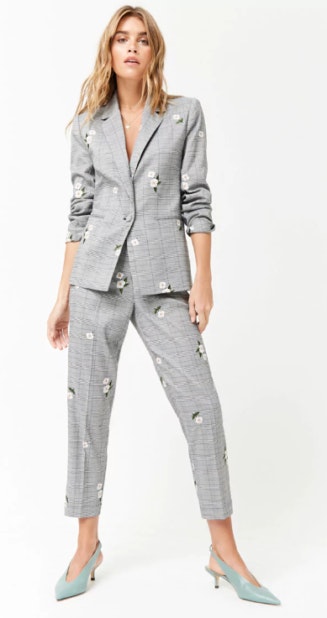 Compre este look Blazer Forever 21 - 28,70€ / Calças Forever - 21 38,00€