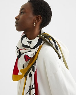 secondary image 1 - 266x334