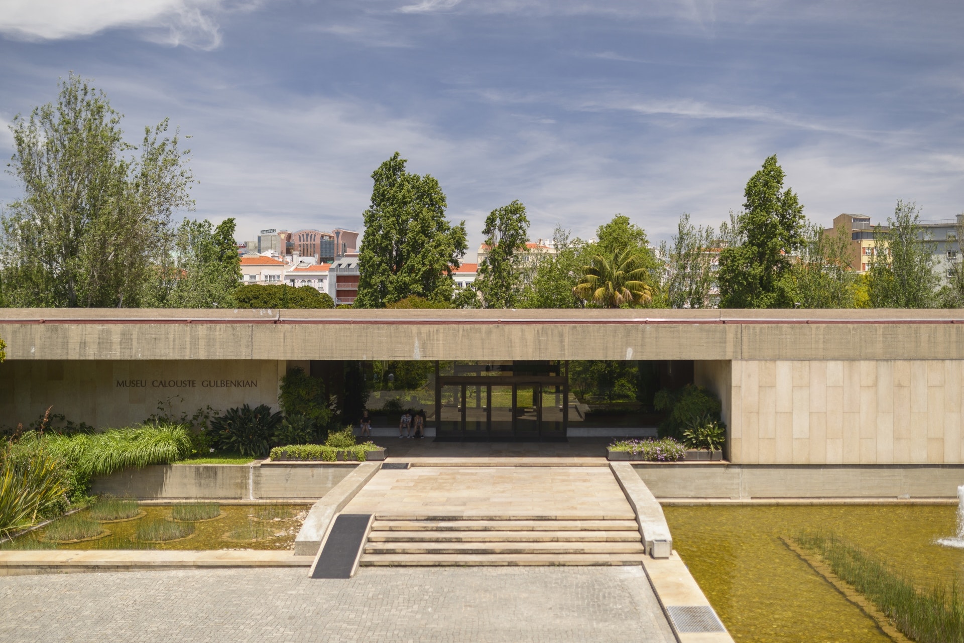 gulbenkian museum and park