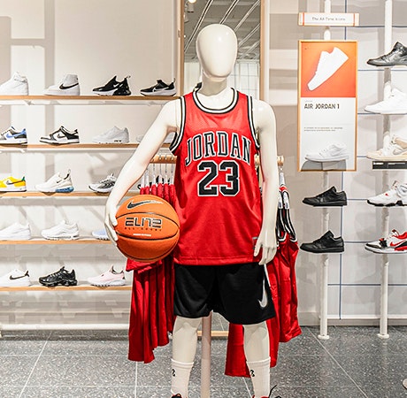 Mais modernas e com muitas novidades: veja como ficaram a Nike e JD no Colombo!
