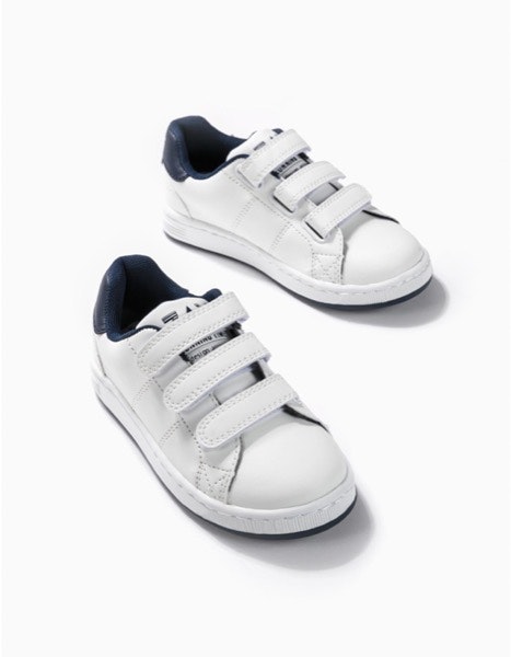 Sneakers Zippy, 14,99€