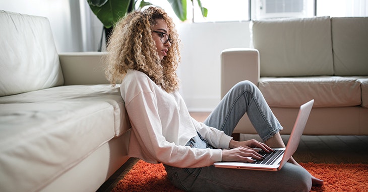 Teletrabalho: 3 outfits para diferentes situações