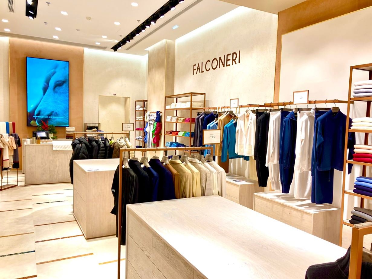 Falconeri_CascaiShopping3.JPG