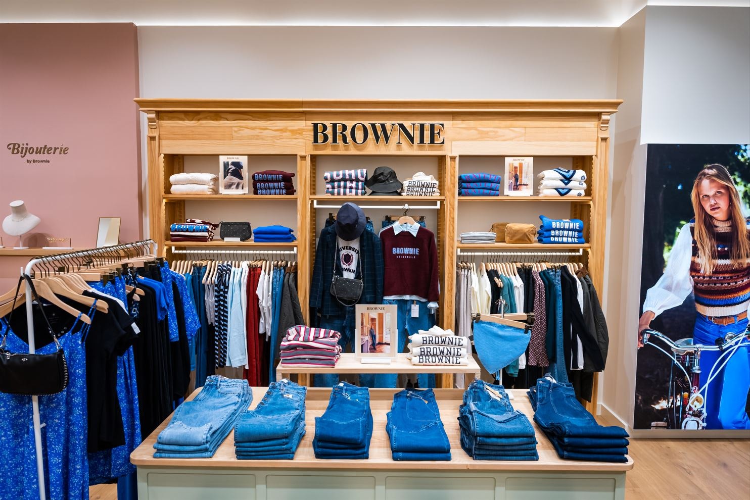 Brownie_CascaiShopping3.jpg