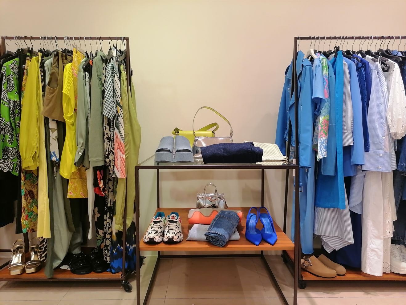 CascaiShopping Fashion Advising Lounge 2.JPG