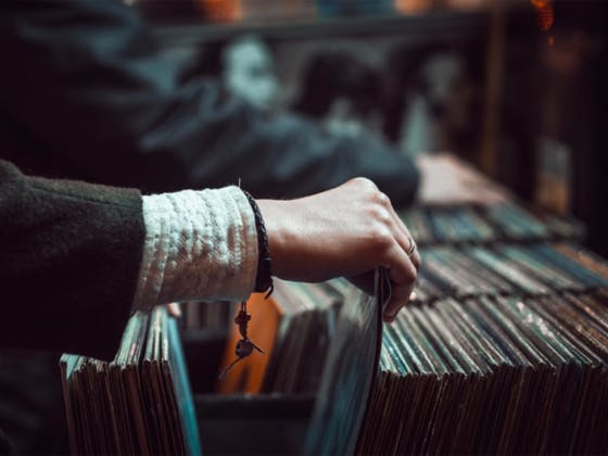 Conheça a nossa seleção de dez CDs e deixe-se entrar no novo ano com boa música na cabeça.