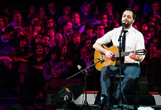 António Zambujo: o novo álbum, o ritmo brasileiro e as pessoas