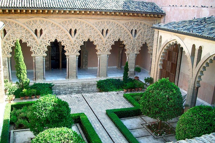 palacio de la aljaferia