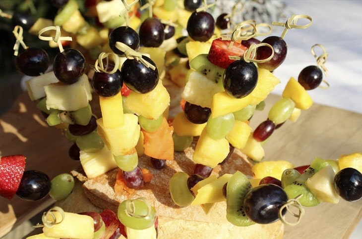 Brochetas de fruta
