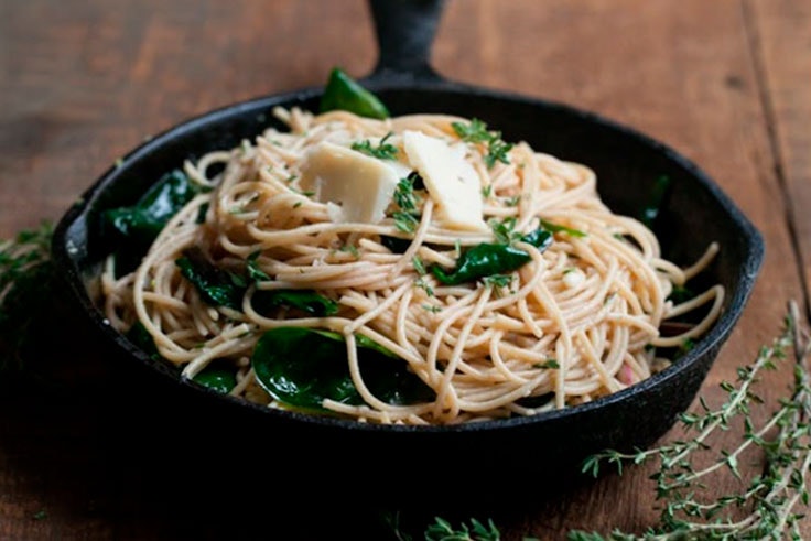 pasta con espinacas y parmesano