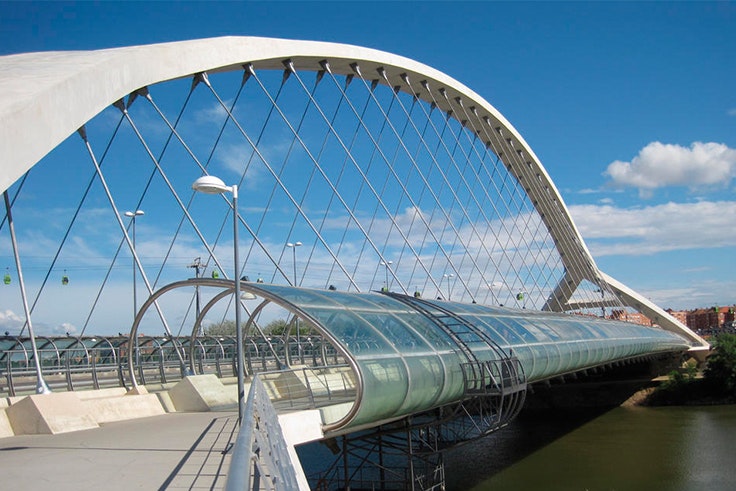 Local, Zaragoza, Artuitectura