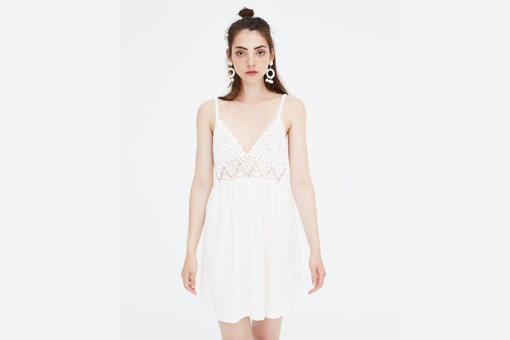 vestido-blanco-crochet-pullandbear