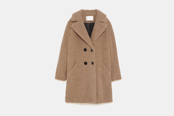abrigo-borreguillo-color-beige-zara-2