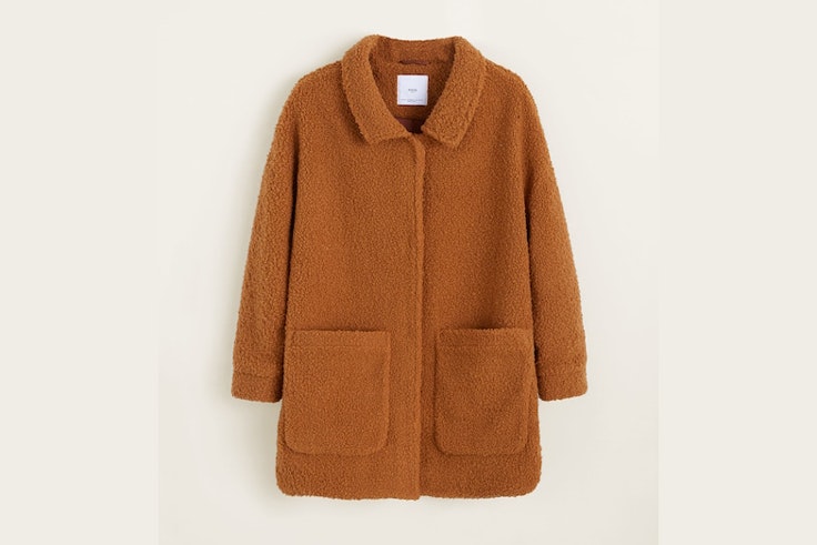 abrigo-borreguito-camel-mango