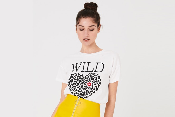 camiseta-blanca-manga-corta-estampado-inside