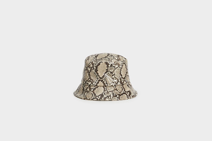 gorro bucket parfois esenciales de septiembre