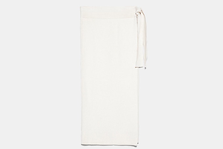 falda midi color beige de punto zara