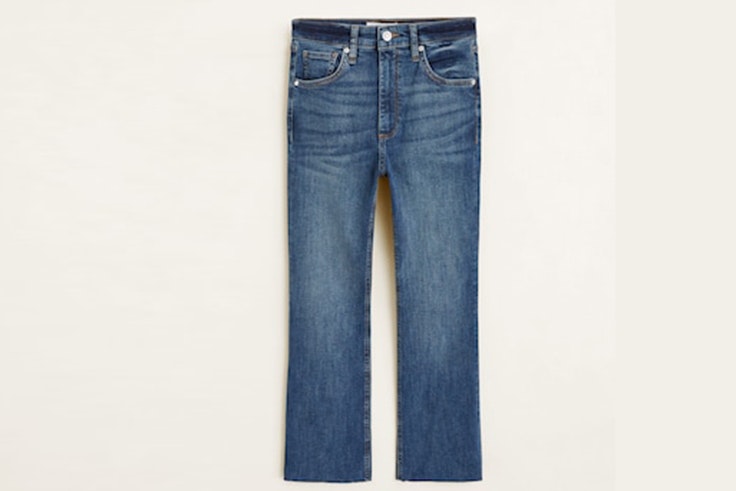 Pantalón vaquero con bajo deshilachado de Mango