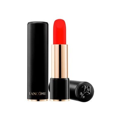 Ideas de maquillaje para Navidad: labios rojos