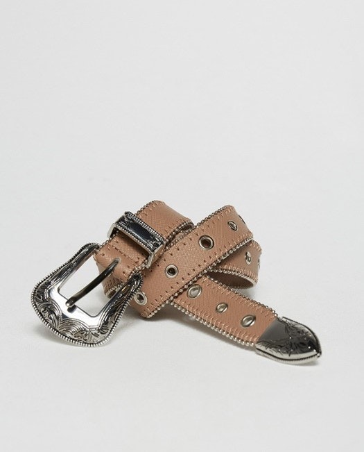 Así son las botas cowboy, un clásico que siempre vuelve a la moda, incluso, para los meses con algo de calor.