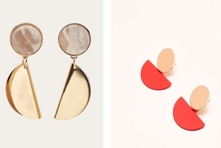 pendientes geométricos de tendencia Pendiente piezas dobladas Massimo Dutti (19,95€) / Pendiente forma geométrica Sfera (3,00€)