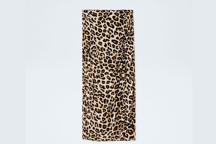 falda-estampado-leopardo-pull-and-bear