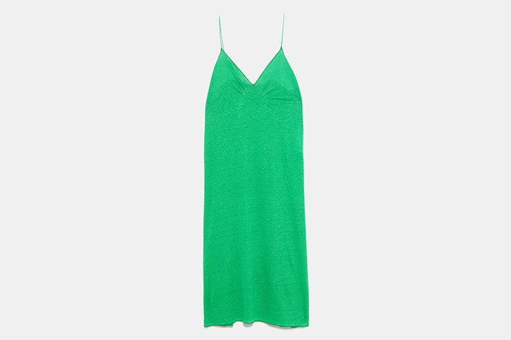 vestido lencero verde de Zara