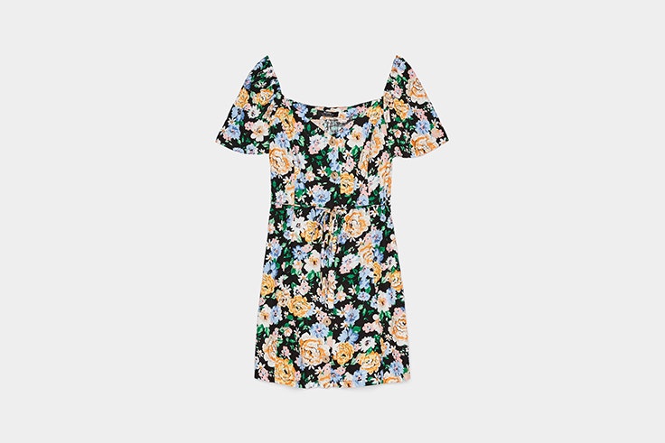 vestidos cortos flores bershka