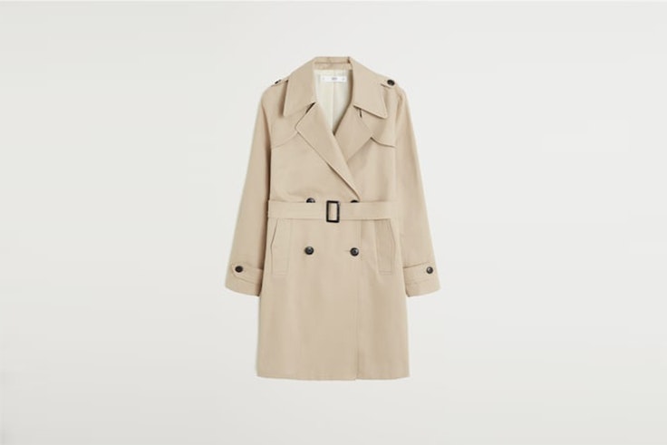 trench de doble botonadura de Mango Olivia Frost