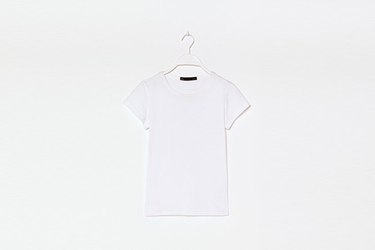 camiseta basica blanca de sfera Silvia García