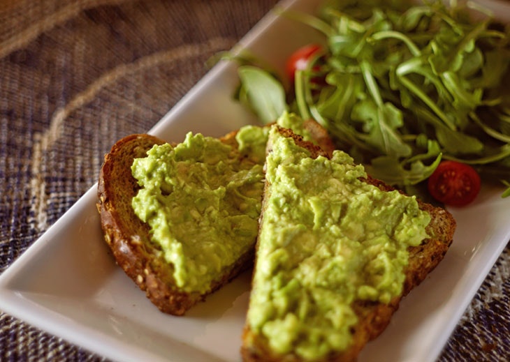 Aprende a preparar un guacamole rápido en 5 minutos