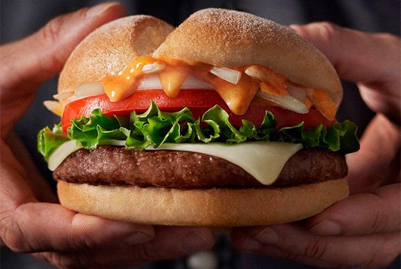 Es el Día de la Hamburguesa ¡Nuestras favoritas están en Luz del Tajo!