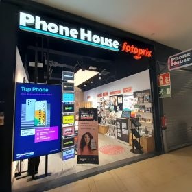 010 PHONE HOUSE FOTOPRIX (1).jpeg