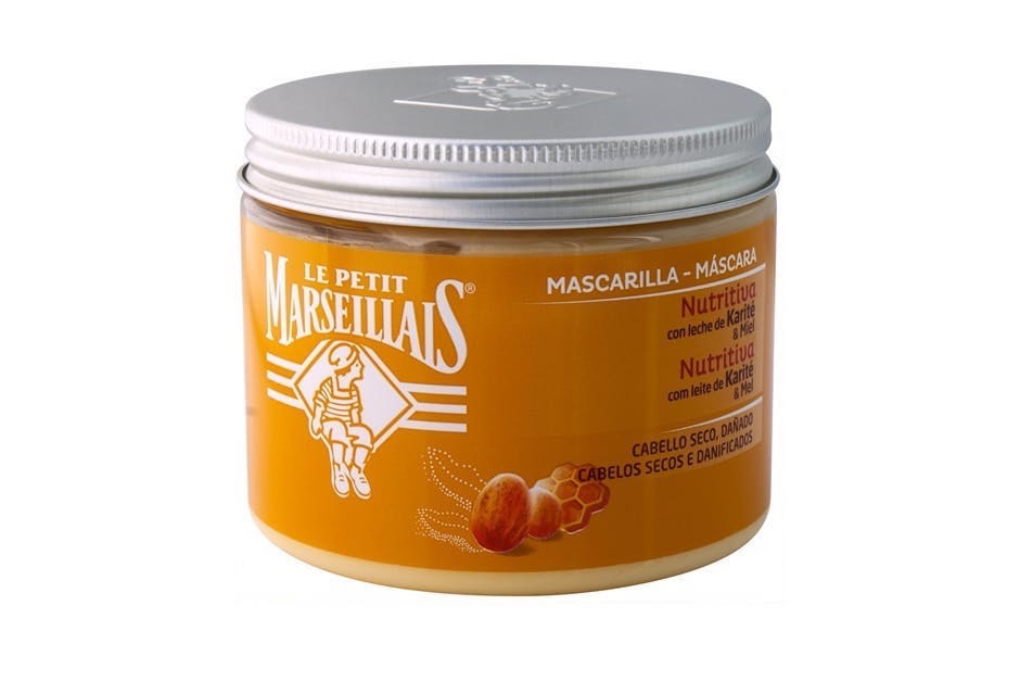 Máscara nutritiva Le Petit Marseillais, antes a 6,99€ e agora a 3,49€ no Continente | Enriquecida com leite de karité e mel, este creme nutre profundamente os cabelos secos e danificados.