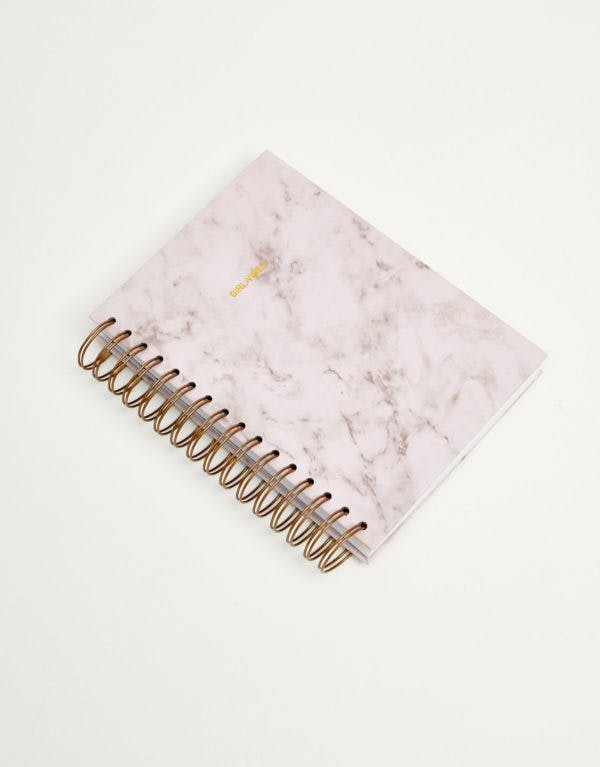 Agenda, Pull&Bear, 9,99€
