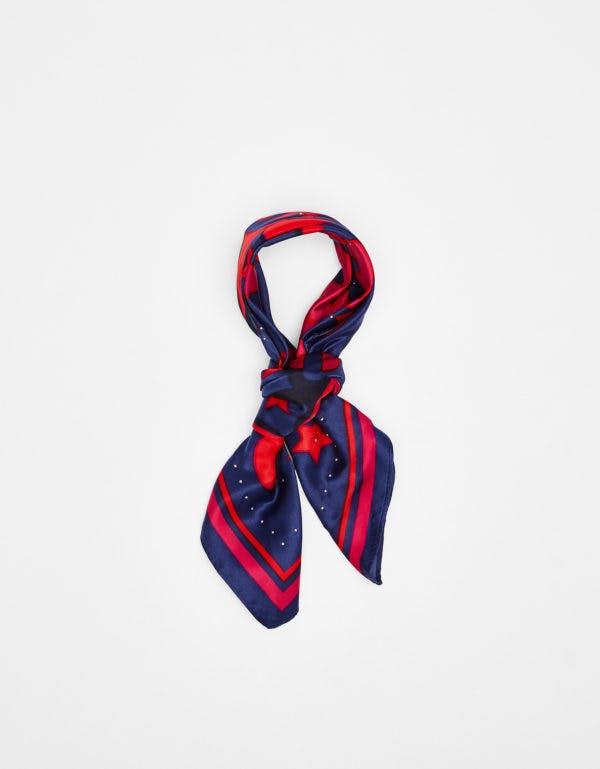 Lenço, Bershka, 6,99€