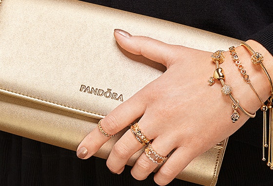 Quer vir à festa PANDORA Shine?