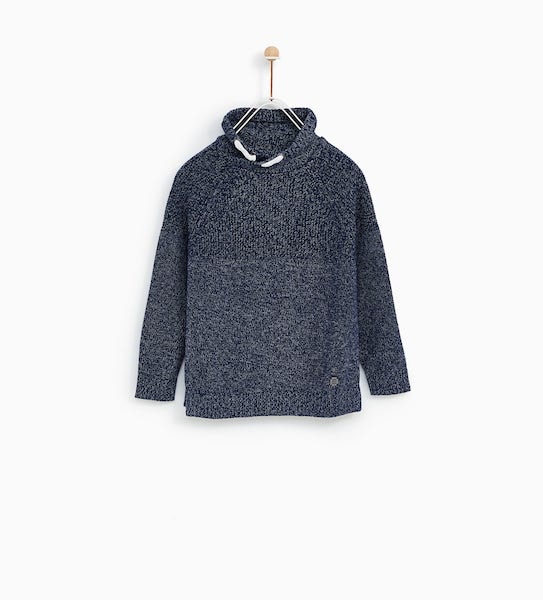 Camisola, Zara Kids, antes a 17,99€ agora a 7,99€