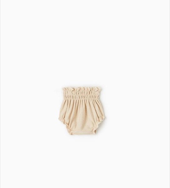 Cuecas com estrutura, 9,95€, na Zara Kids