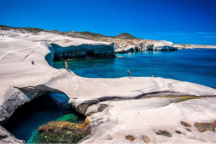 playa de sarakiniko