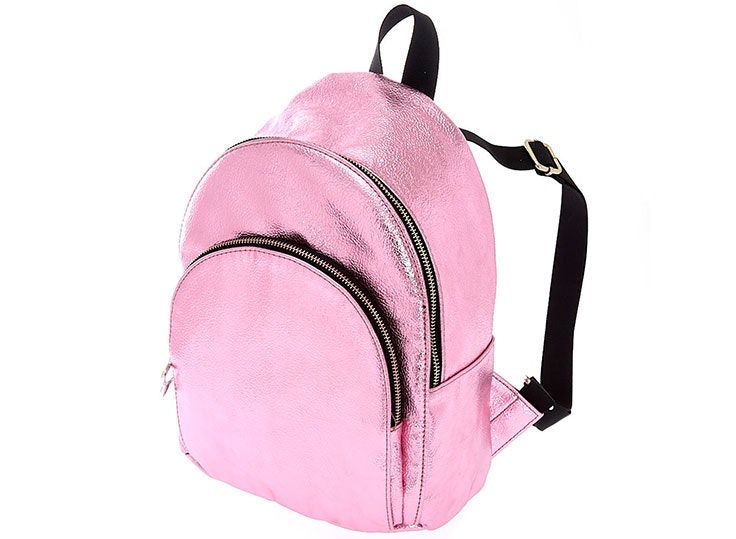 mochila rosa brillante