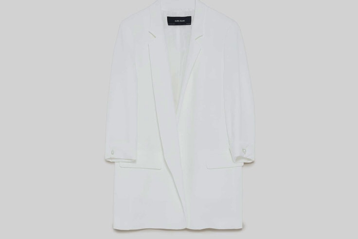 chaqueta-blazer-blanca-zara