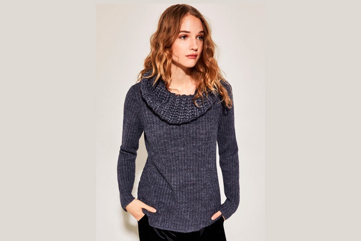jersey-punto-cuello-vuelto-cortefiel