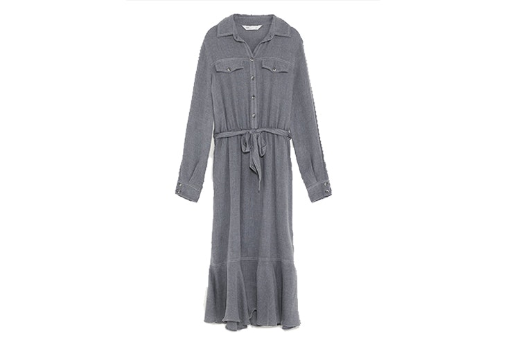 Vestido cinturón (12,99€) de ZARA