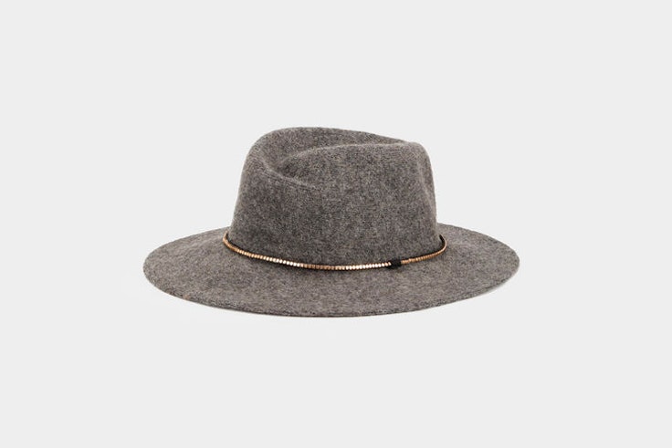 sombrero-fieltro-gris-parfois