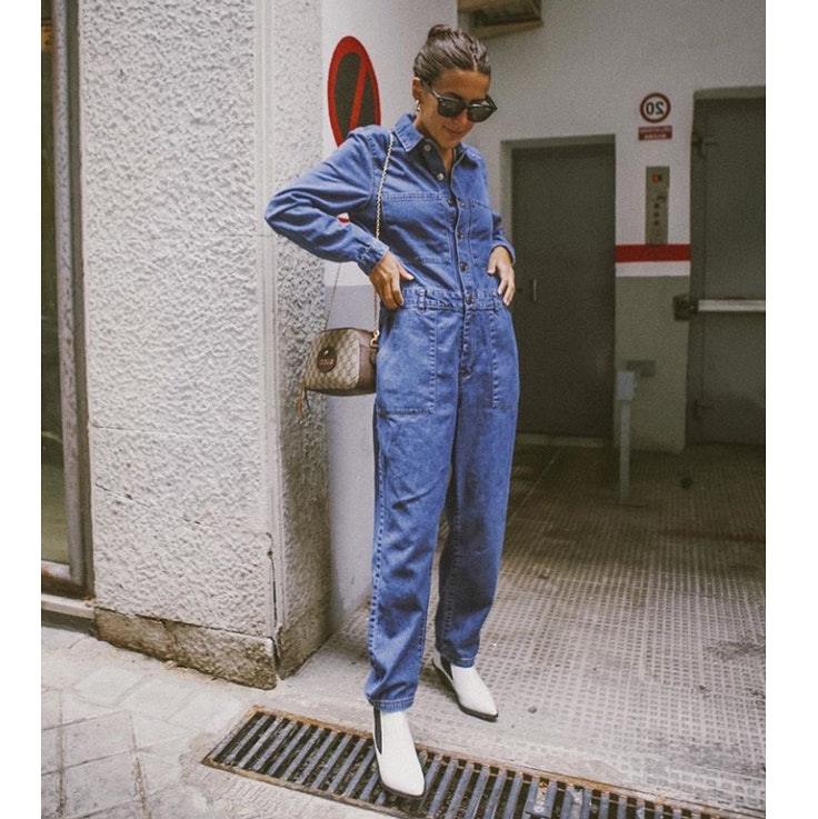 claudia-gibello-estilo-instagram-boiler-suit-vaquero-lefties