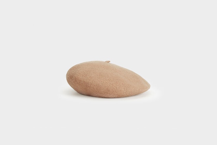 boina beige de parfois esenciales de otoño