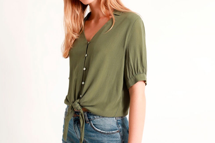 camisa nudo verde kaki pimkie