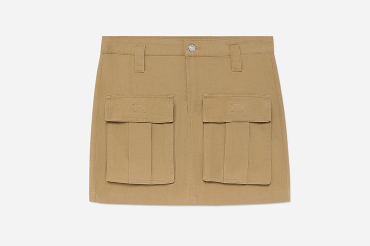 falda beige con bolsillos de lefties